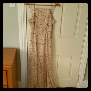 Express dress with cute back cut out